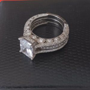 JEULIA Sterling Silver Wedding Set - Size 6.5 - Brand New